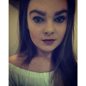 Meet your Posher, Christine